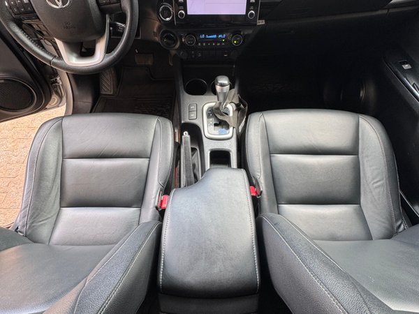 Foto 8 - Toyota Hilux SRV 2.8 Turbo Diesel 4x4