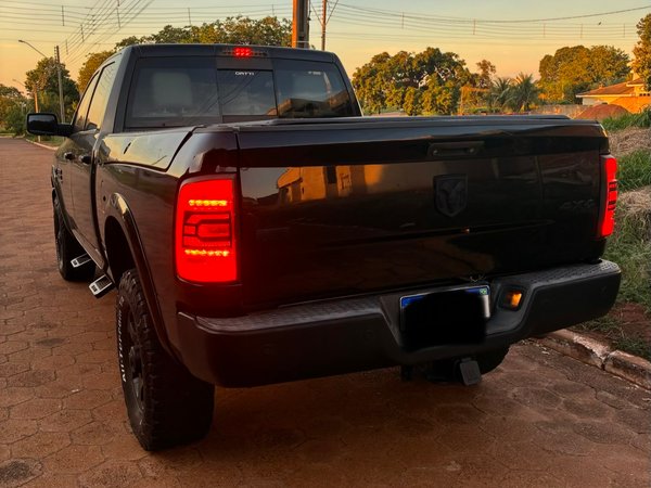 Foto 5 - RAM 2500 Laramie 6.7 Turbo Diesel 4x4