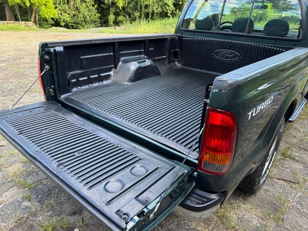 Foto 7 - Ford F250 XLT 4.2 Turbo Diesel 4x2