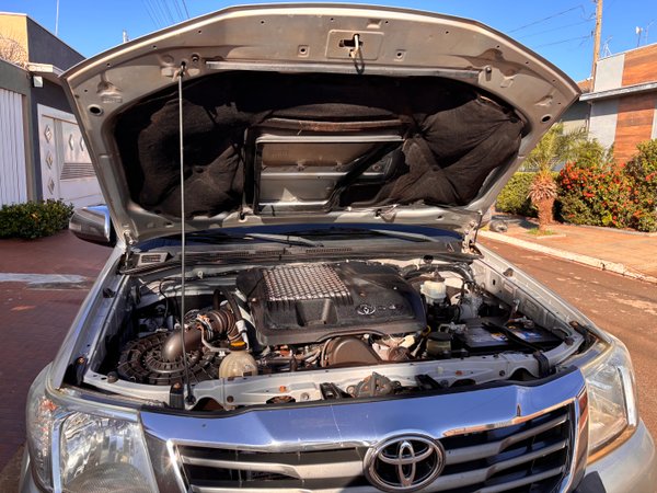 Foto 7 - Toyota Hilux SRV Top 3.0 Turbo Diesel 4x4