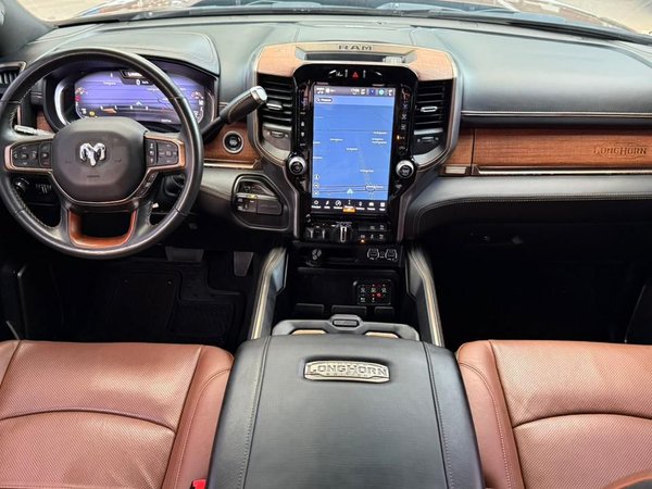 Foto 7 - RAM 3500 Longhorn Limited 6.7 Turbo Diesel 4x4