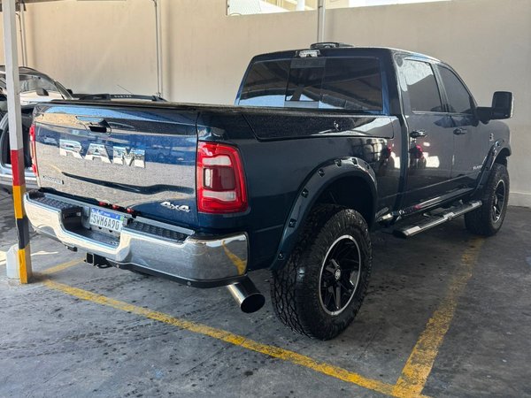 Foto 2 - RAM 2500 Laramie 6.7 Turbo Diesel 4x4