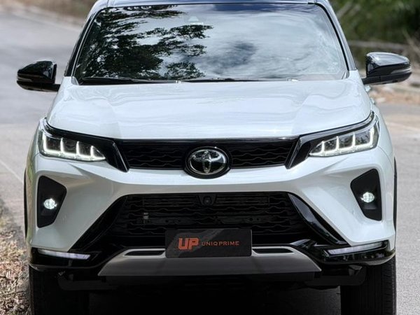 Foto 2 - Toyota Hilux SW4 Diamond D4-D 2.8 Turbo Diesel 4x4