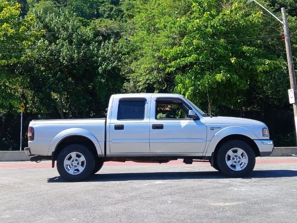 Foto 3 - Ford Ranger XLT 2.8 Turbo Diesel 4x4