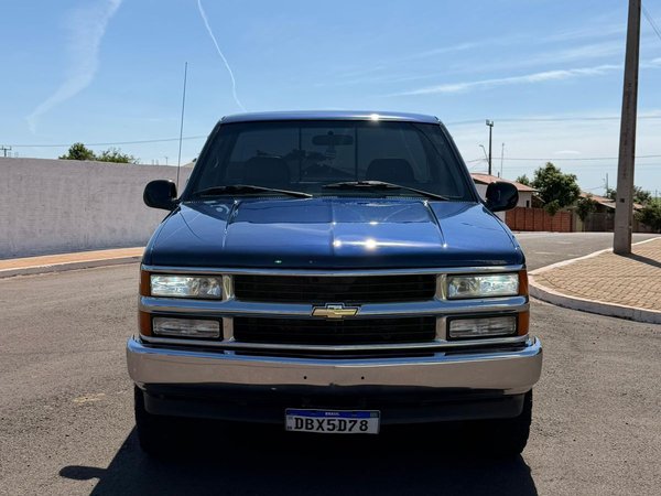 Foto 2 - Chevrolet Silverado Conquest HD 4.2 Turbo Diesel 4x2