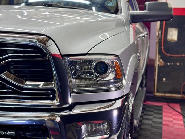 Foto 7 - RAM 2500 Laramie 6.7 Turbo Diesel 4x4
