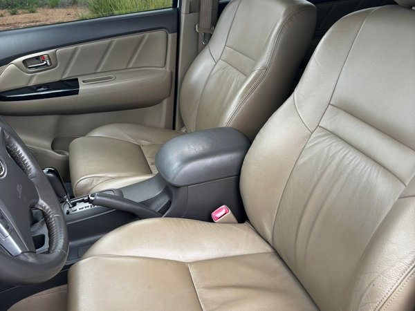 Foto 5 - Toyota Hilux SW4 SRV 3.0 Turbo Diesel 4x4