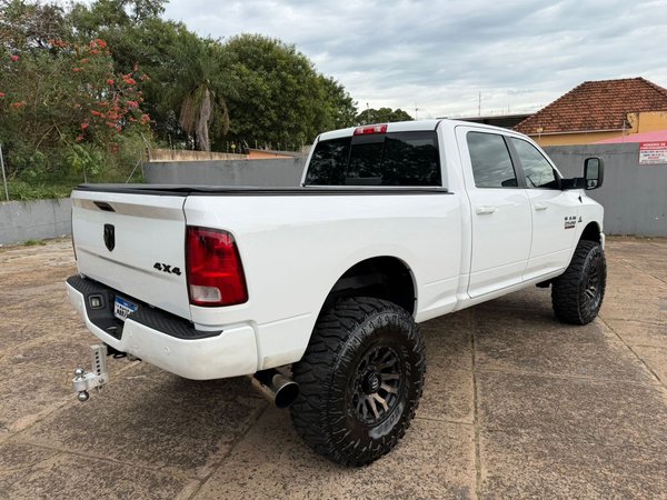 Foto 7 - RAM 2500 Laramie 6.7 Turbo Diesel 4x4