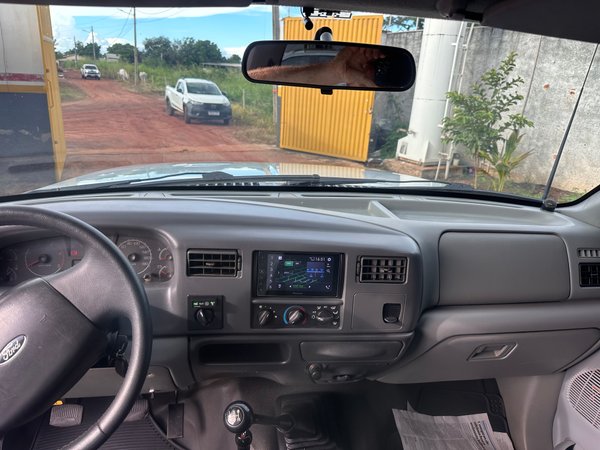 Foto 3 - Ford F250 XL 3.9 Turbo Diesel 4x4