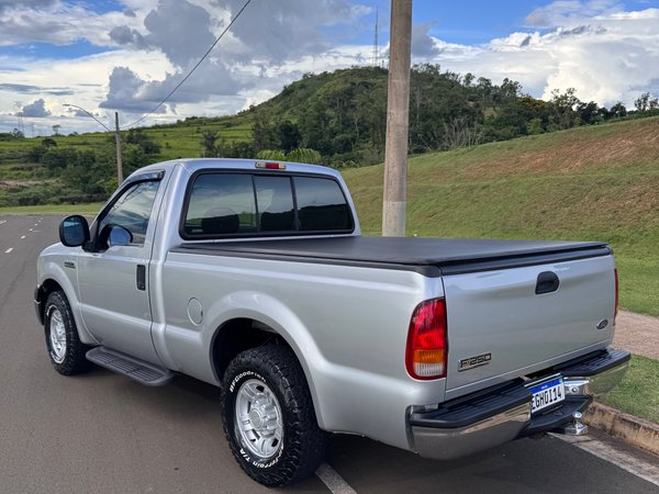 Foto 3 - Ford F250 XLT 3.9 Turbo Diesel