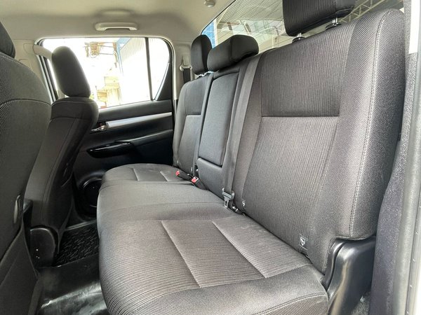 Foto 7 - Toyota Hilux SR 2.8 Turbo Diesel 4x4