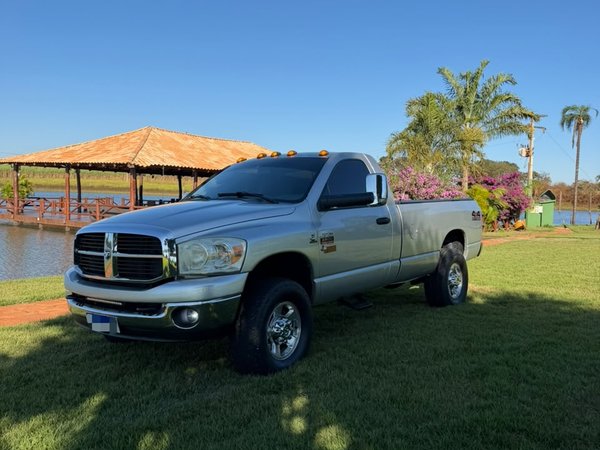 Foto 1 - RAM 2500 SLT 5.9 Turbo Diesel 4x4 C.S