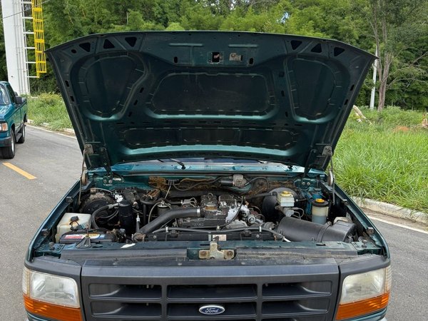 Foto 8 - Ford F1000 XL 4.3 Turbo Diesel 4x2 C.S