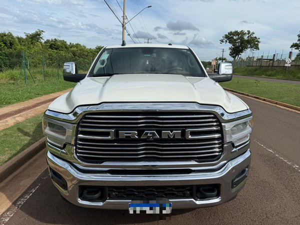 Foto 2 - RAM 2500 Laramie 6.7 Turbo Diesel 4x4