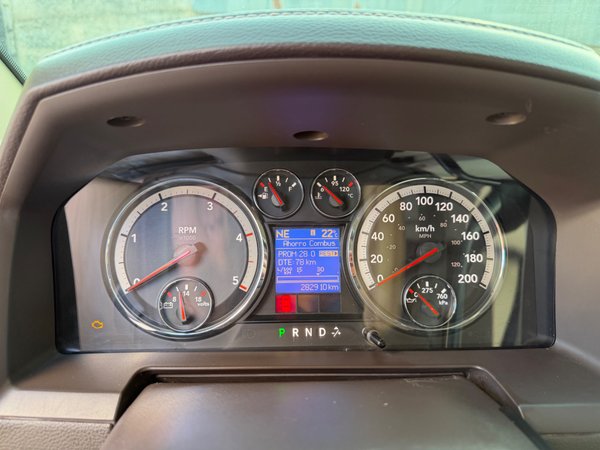 Foto 9 - RAM 2500 Laramie 6.7 Turbo Diesel 4x4