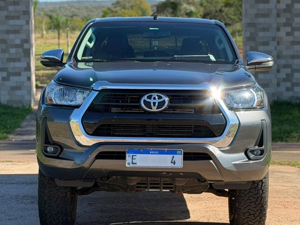 Foto 2 - Toyota Hilux SRV 2.8 Turbo Diesel 4x4