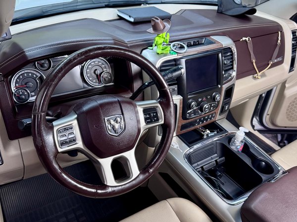 Foto 4 - RAM 2500 Laramie 6.7 Turbo Diesel 4x4