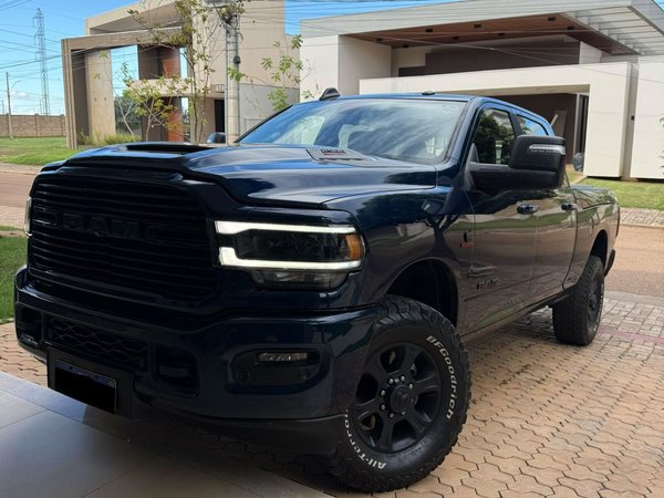 Foto 1 - RAM 2500 Laramie Night Edition 6.7 Turbo Diesel 4x4