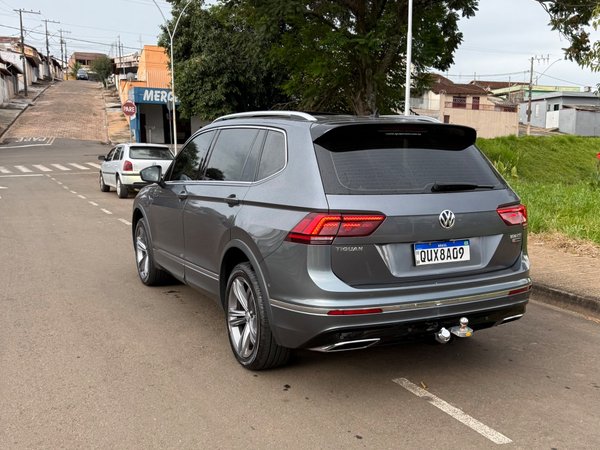 Foto 4 - Volkswagen Tiguan R-Line 2.0 16v TSi