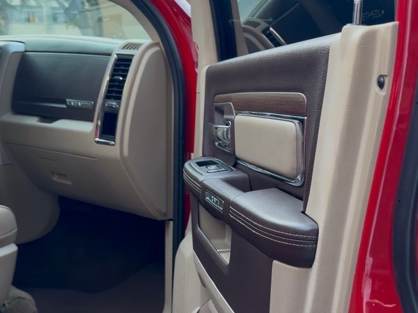 Foto 7 - RAM 2500 Laramie 6.7 Turbo Diesel 4x4