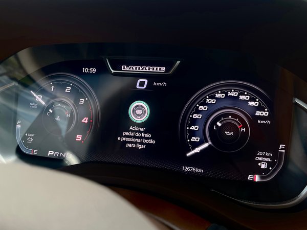 Foto 6 - RAM 2500 Laramie 6.7 Turbo Diesel 4x4