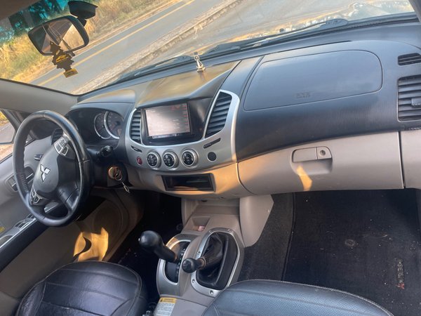 Foto 10 - Mitsubishi L200 Triton HPE 3.2 Turbo Diesel 4x4