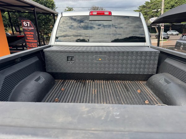 Foto 6 - RAM 2500 Laramie 6.7 Turbo Diesel 4x4
