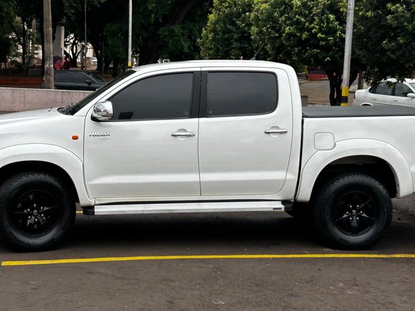 Foto 4 - Toyota Hilux SR 2.7 Flex 4x2
