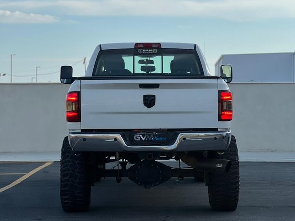 Foto 6 - RAM 2500 Laramie 6.7 Turbo Diesel 4x4