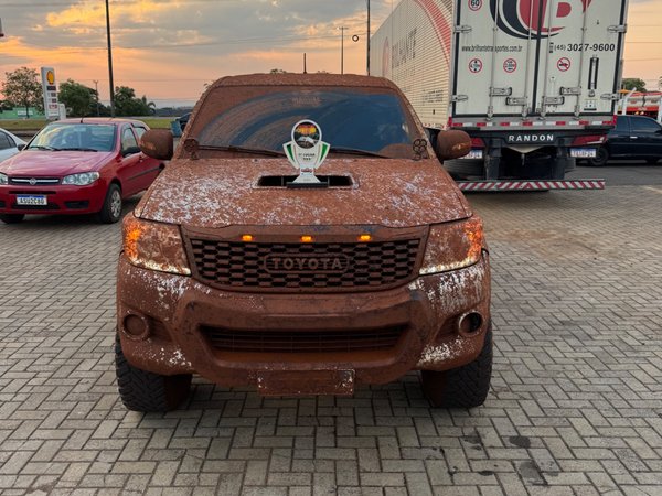 Foto 8 - Toyota Hilux SR 3.0 Turbo Diesel 4x4