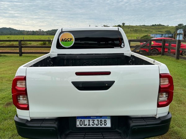 Foto 4 - Toyota Hilux SR 2.8 Turbo Diesel 4x4