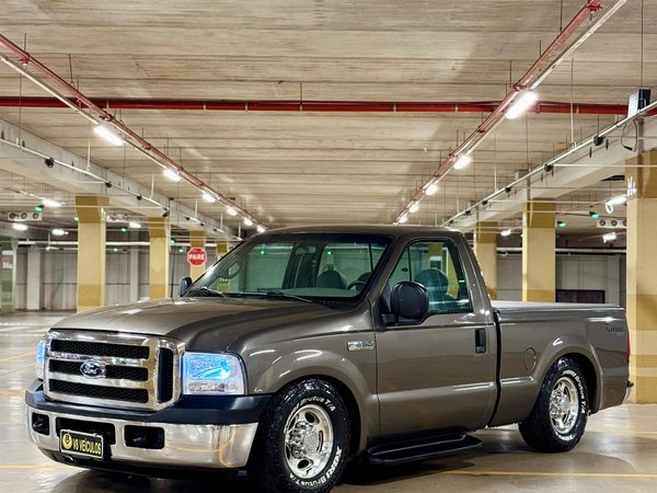 Foto 1 - Ford F250 XLT 4.2 Turbo Diesel 4x2 C.S