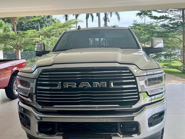 Foto 2 - RAM 2500 Laramie 6.7 Turbo Diesel 4x4