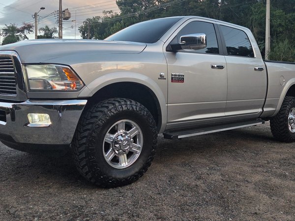Foto 1 - RAM 2500 Laramie 6.7 Turbo Diesel 4x4