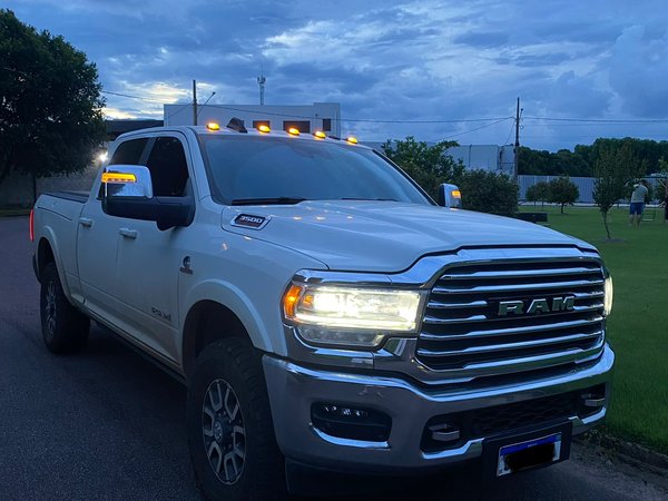 Foto 1 - RAM 3500 Longhorn Limited 6.7 Turbo Diesel 4x4