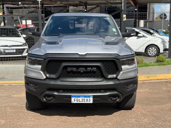Foto 2 - RAM 1500 Rebel 5.7 V8 Gasolina 4x4