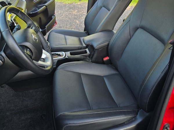 Foto 6 - Toyota Hilux SRX 2.8 Turbo Diesel 4x4