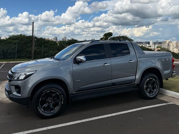 Foto 4 - Chevrolet S10 High Country 2.8 Turbo Diesel 4x4