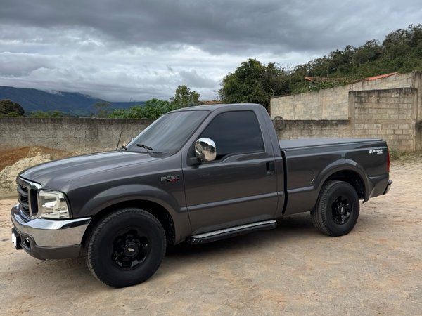 Foto 2 - Ford F250 XLT 4.2 Turbo Diesel 4x2 C.S
