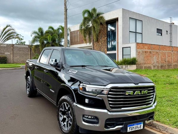 Foto 3 - RAM 1500 Laramie Hurricane 6 3.0 Bi-Turbo Gasolina 4x4