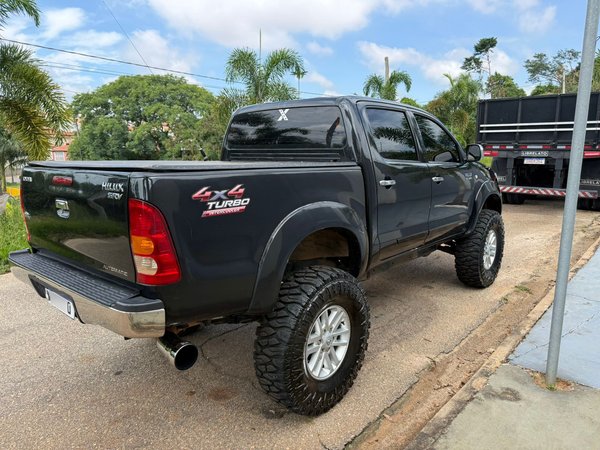 Foto 3 - Toyota Hilux SRV 3.0 Turbo Diesel 4x4