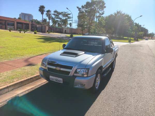 Foto 1 - Chevrolet S10 Advantage 2.4 Flex 4x2