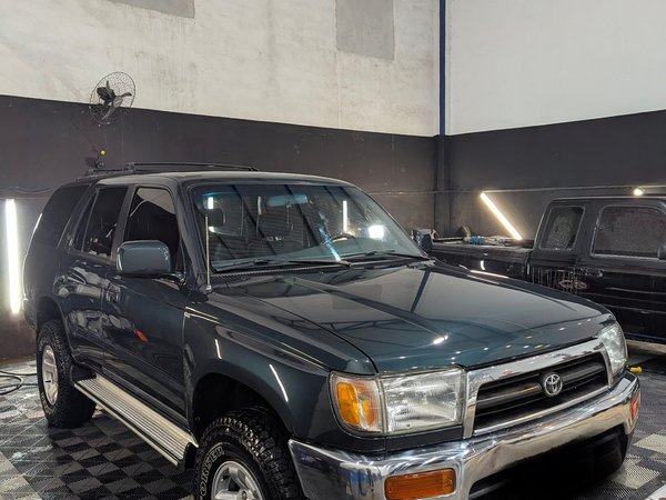 Foto 5 - Toyota Hilux SW4 3.0 Turbo Diesel 4x4
