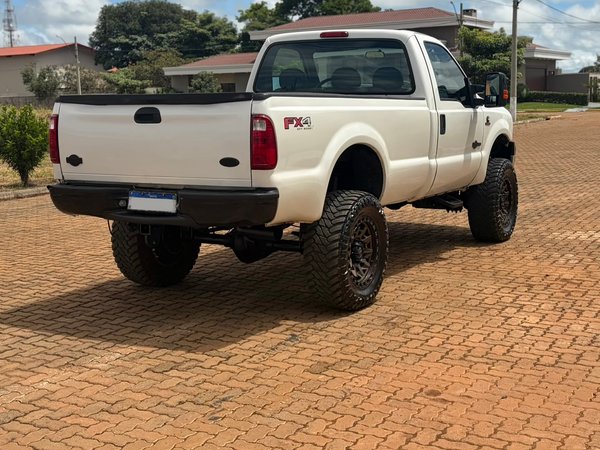 Foto 2 - Ford F250 XL 3.9 Turbo Diesel 4x4