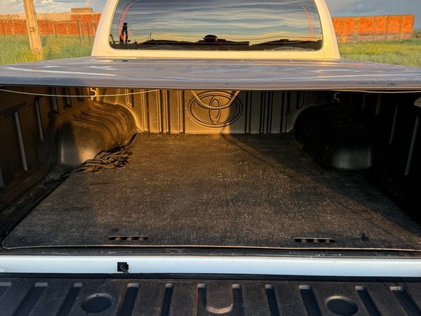 Foto 4 - Toyota Hilux SRX 2.8 Turbo Diesel 4x4