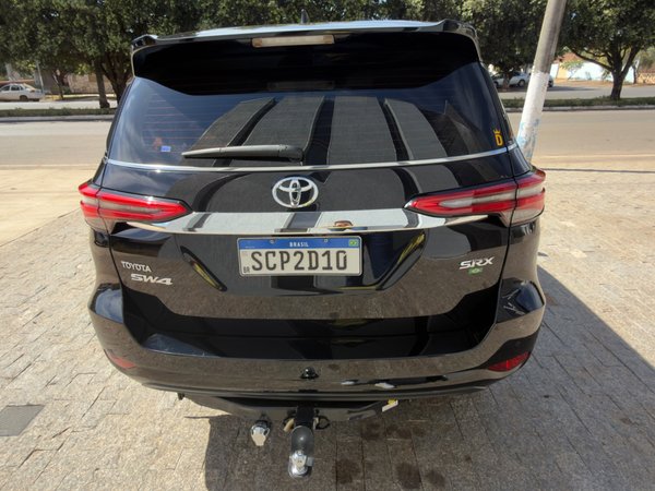 Foto 4 - Toyota Hilux SW4 SRX 2.8 Turbo Diesel 4x4