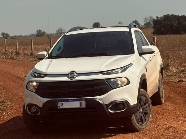 Foto 2 - Fiat Toro Freedom 1.8 16v
