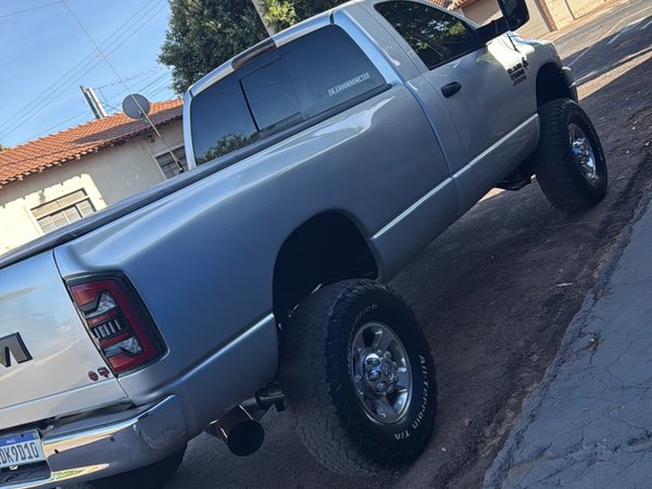 Foto 3 - RAM 2500 SLT 5.9 Turbo Diesel 4x4 C.S
