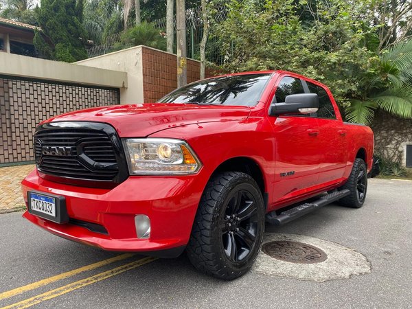 Foto 1 - RAM Classic Laramie Night Edition 5.7 V8 Gasolina 4x4
