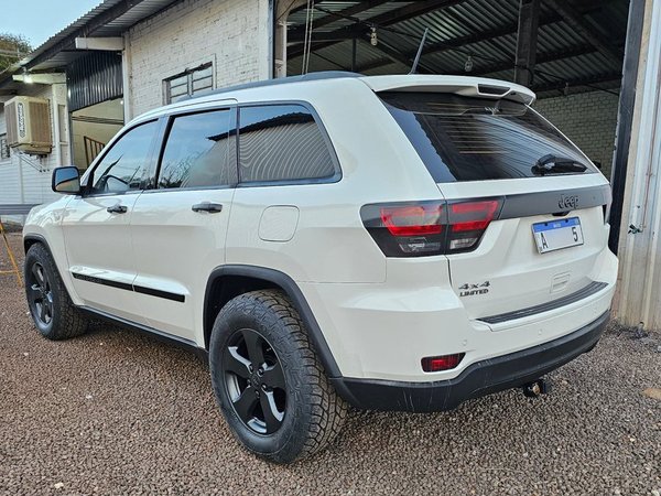 Foto 3 - Jeep Grand Cherokee Limited 3.6 V6 24v